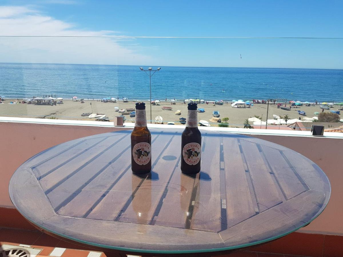Appartamento Céntrico ático junto al mar Rincón de la Victoria Esterno foto