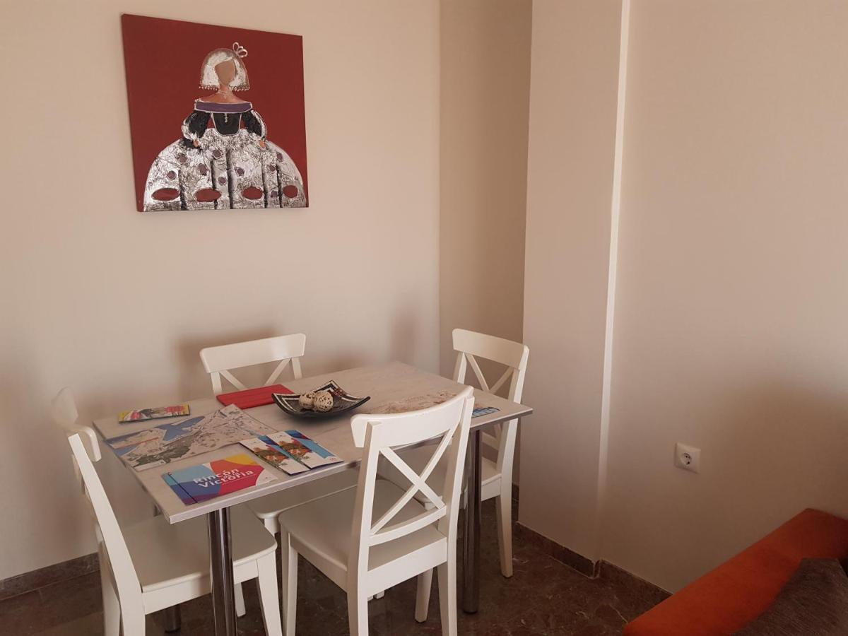 Appartamento Céntrico ático junto al mar Rincón de la Victoria Esterno foto