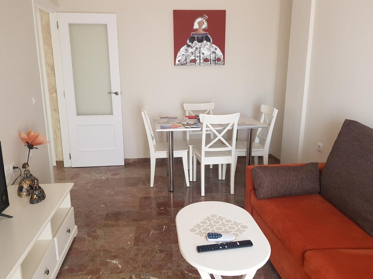 Appartamento Céntrico ático junto al mar Rincón de la Victoria Esterno foto