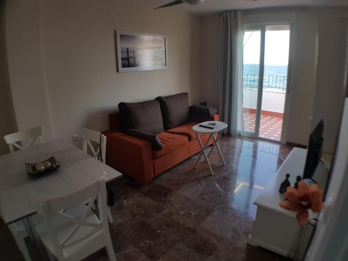 Appartamento Céntrico ático junto al mar Rincón de la Victoria Esterno foto